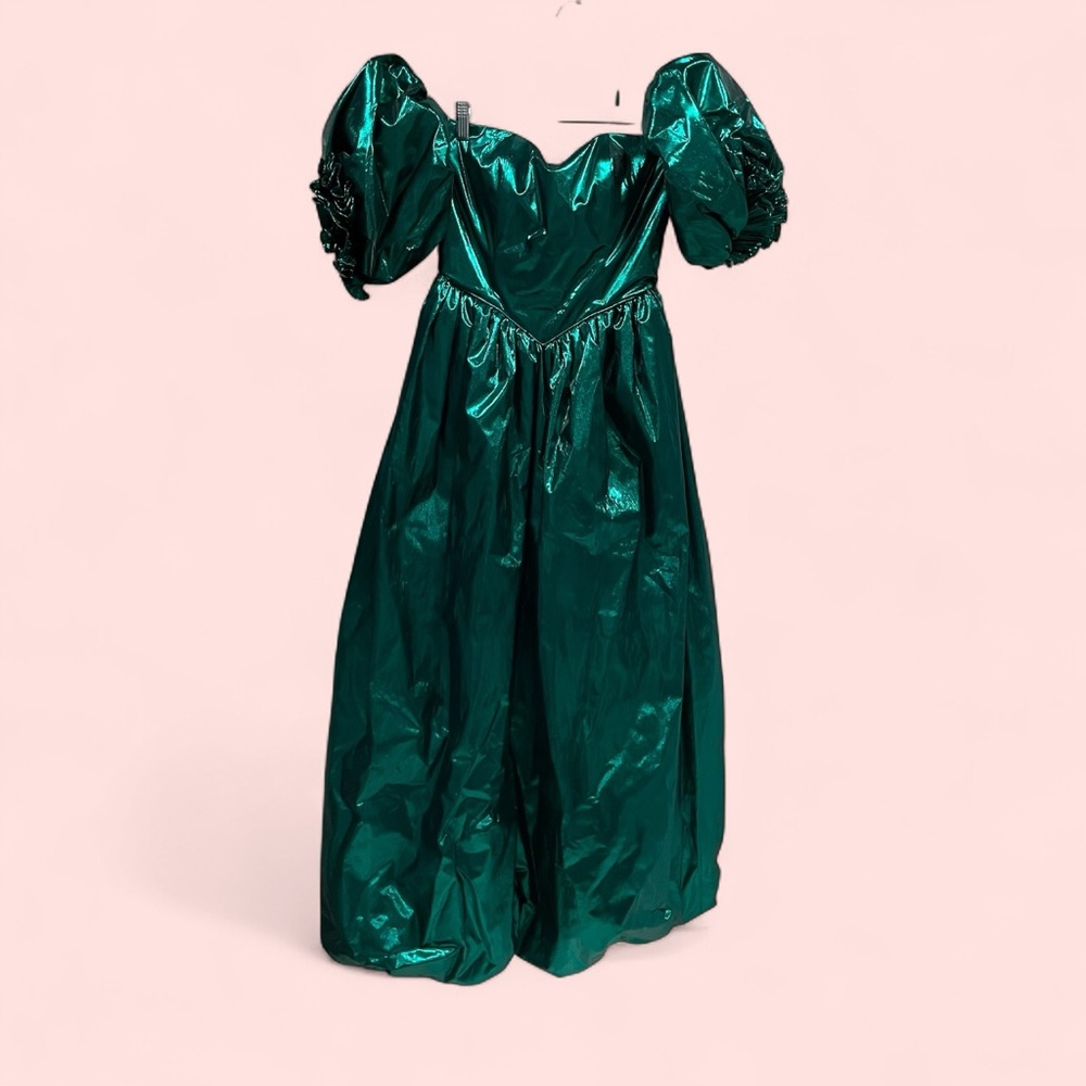 Vintage 80’s Emerald metallic bubble hem strapless sweetheart dress puff sleeve